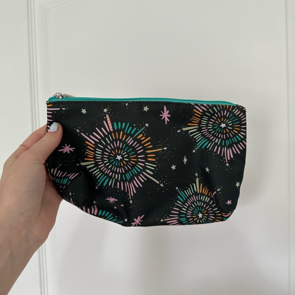 Clinique make up bag
